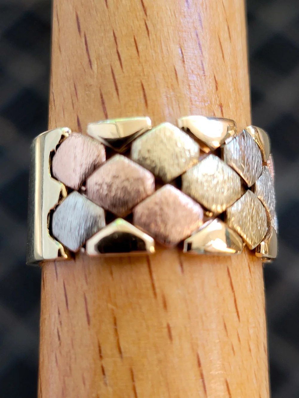 14K Tri-Color Gold Satin Flexible Cigar Band Ring Size 9 – Made in Italy! 👌🎁
